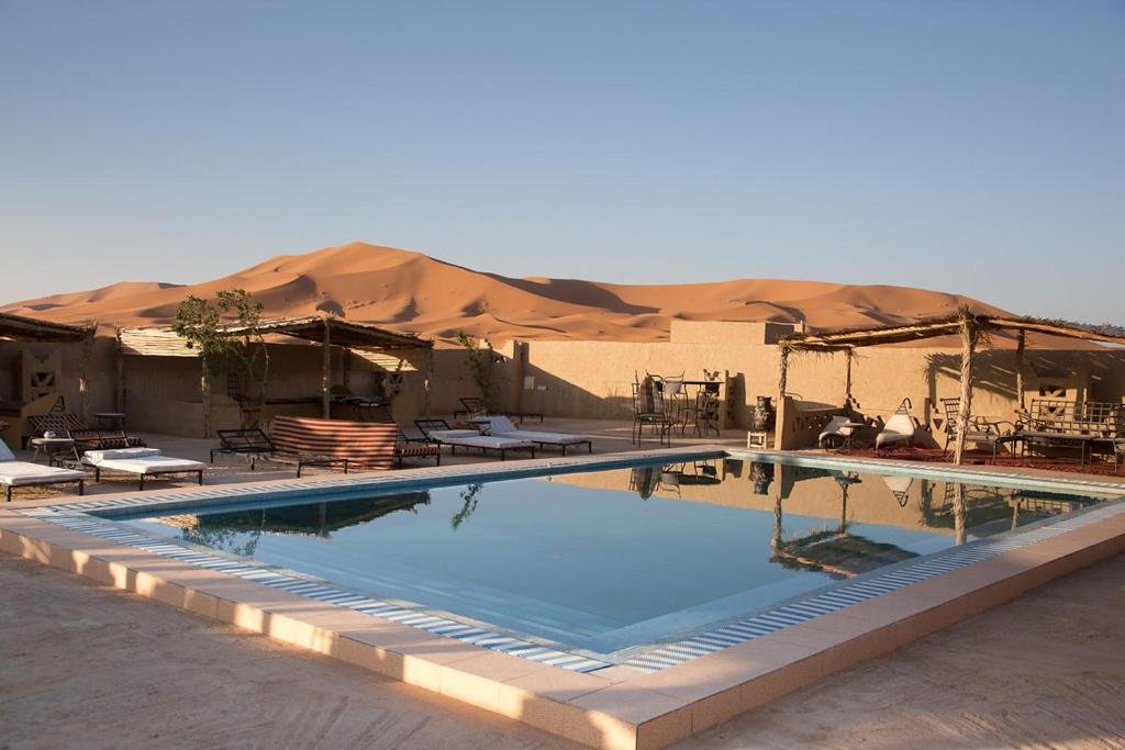 Vivre une expérience authentique au Sahara : Bienvenue à l’Hôtel Sahara Garden